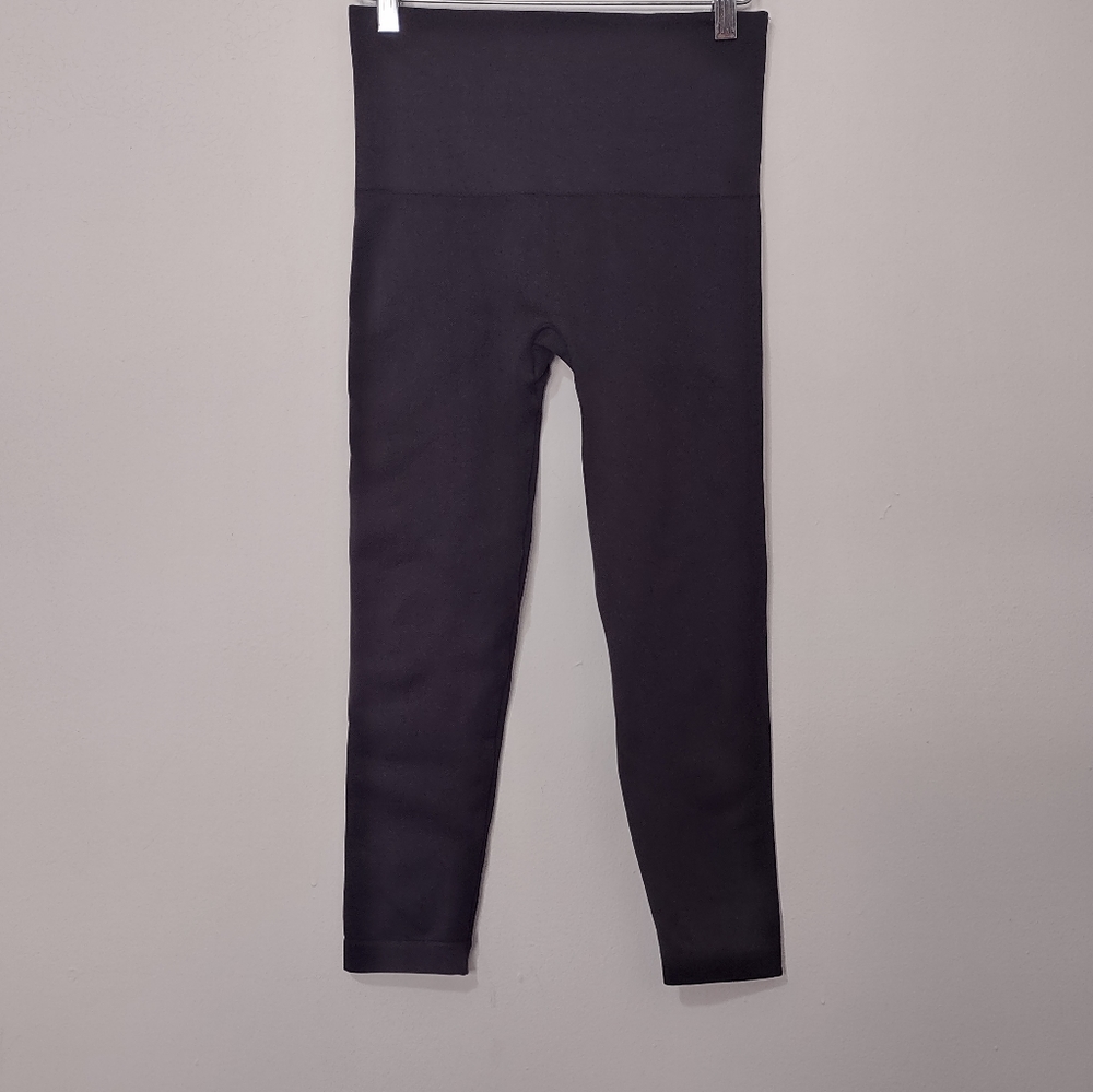 Spanx Look At Me Now Cropped Seamless Leggings
